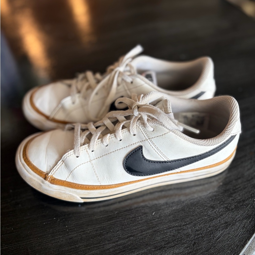 Nike Youth Court Legacy Sneakers